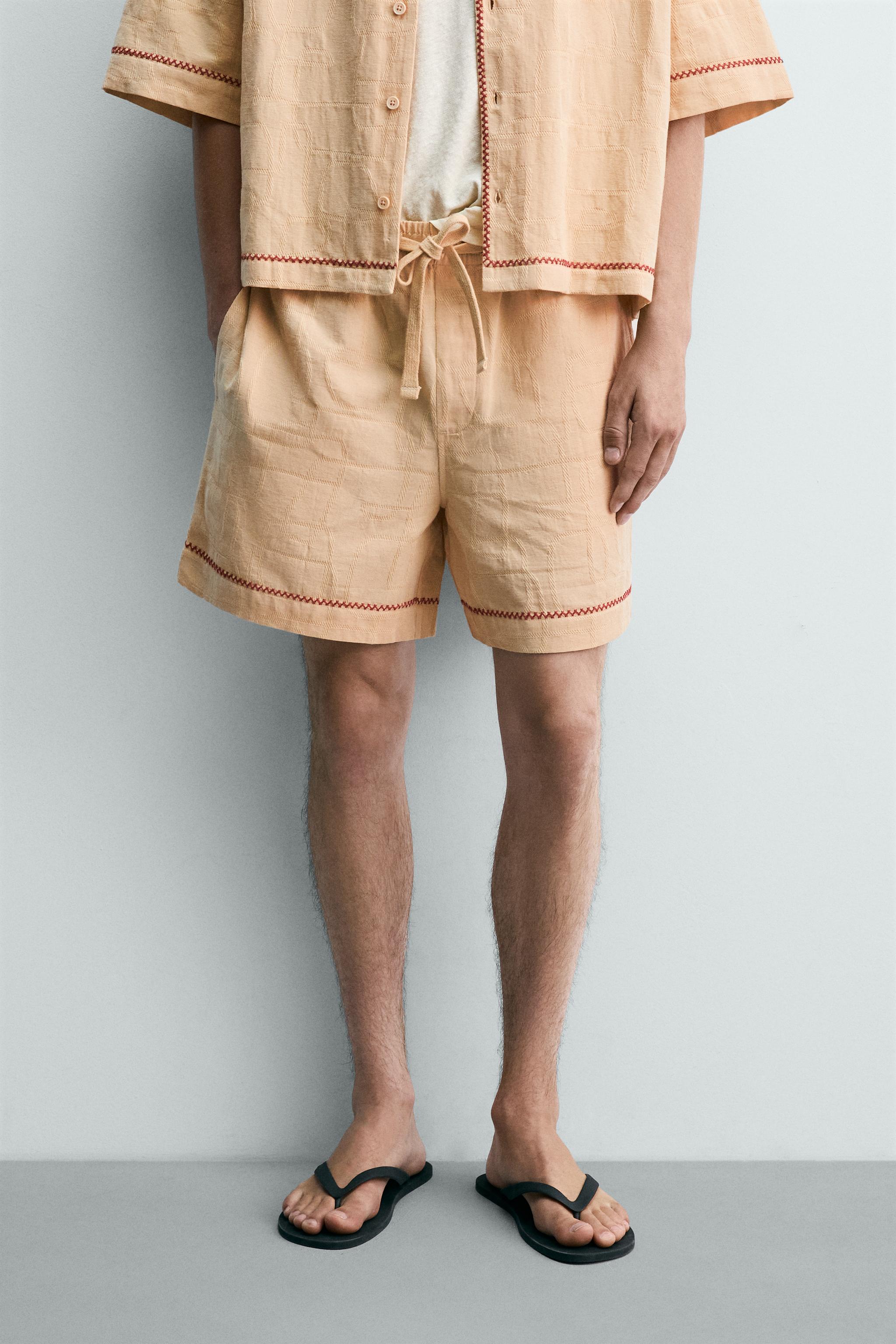 SHORT RELAXED FIT JACQUARD BRODÉ